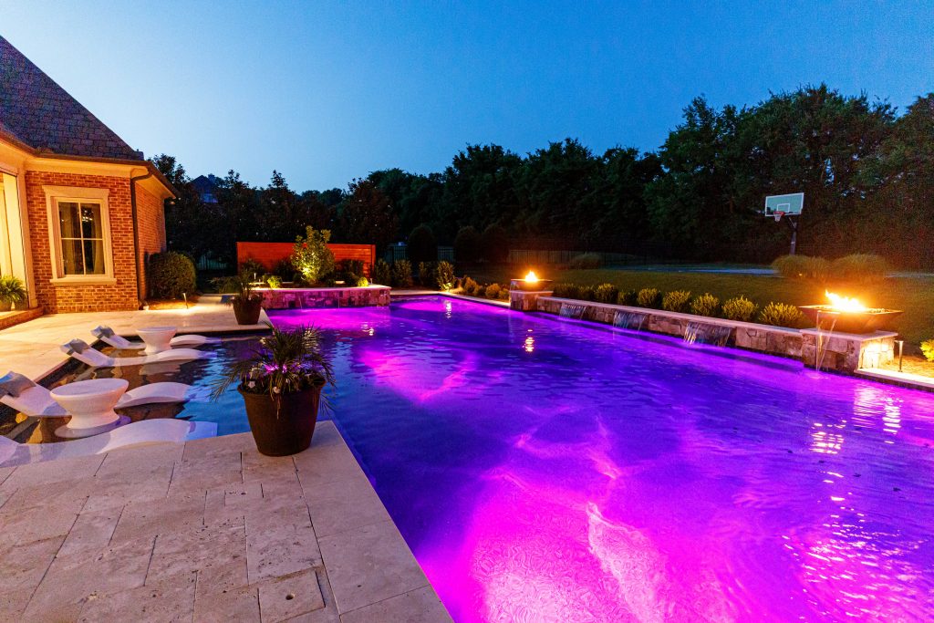 Luxury Pool Designer in Franklin, TN. Swimming Pool Builder